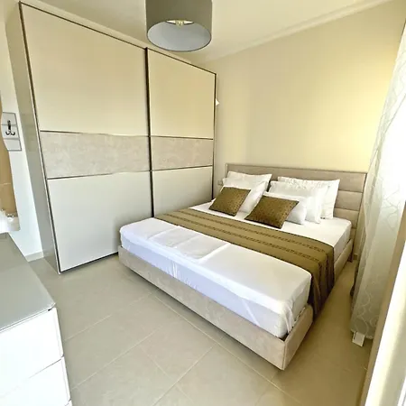 Seaview Marina Bay Luxury * Avlonya